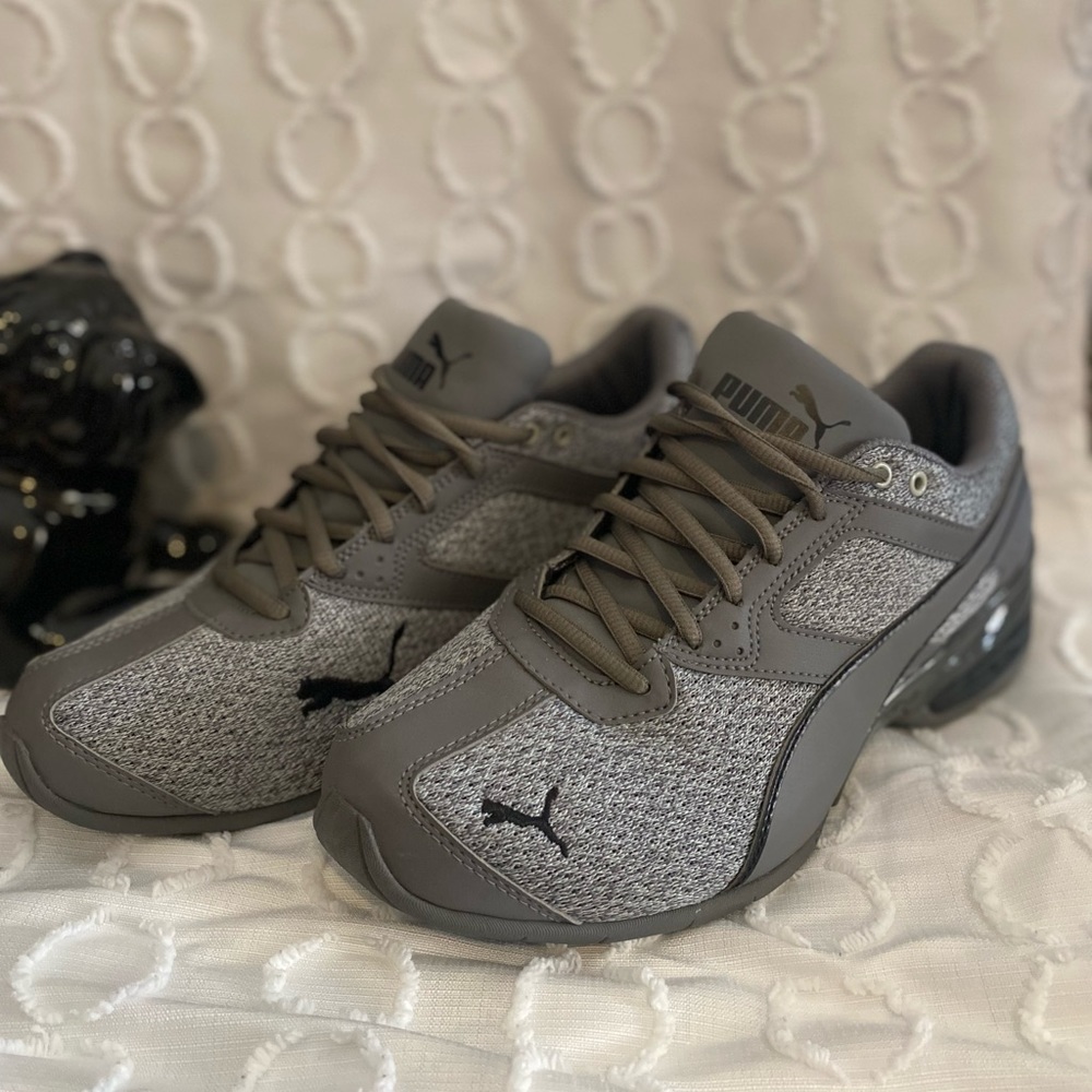 Puma size 8 men’s shoes